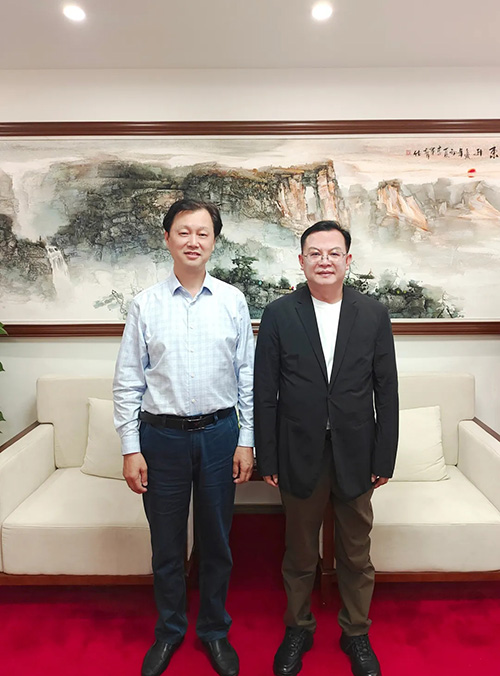 借力展会跨境电商，促进大球泥瓷出海 | 滕召华董事长赴省商务厅汇报工作